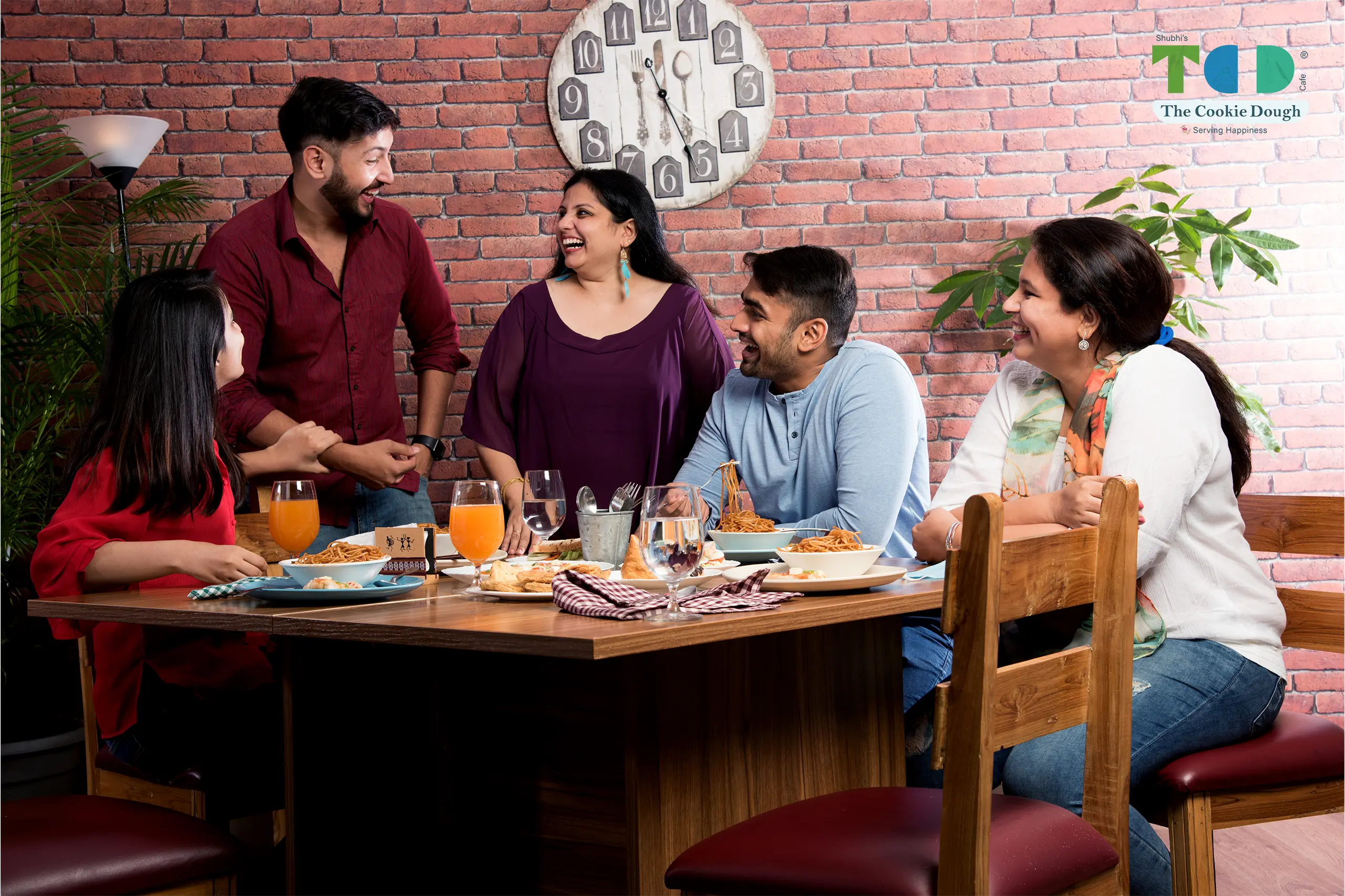 guests at home - TCD